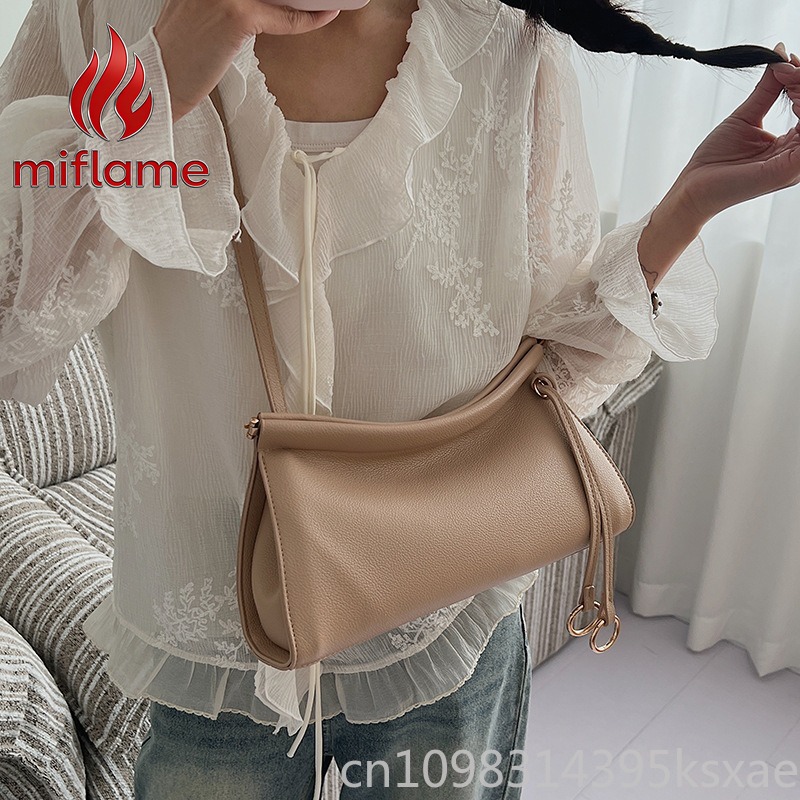 Skórzana torba na ramię w styl – Shoulder Bag Structured recenzja i cena