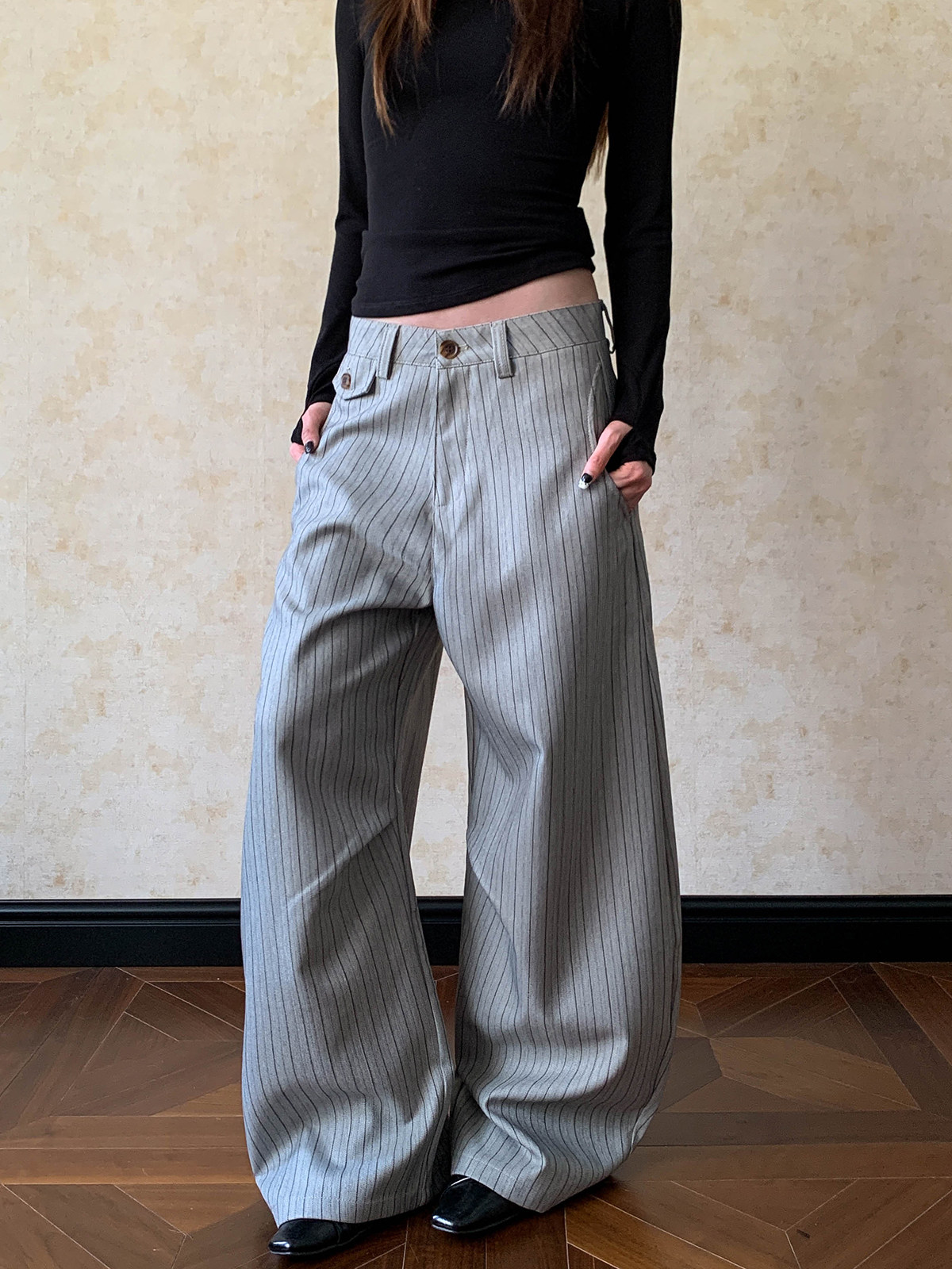 Amerykańskie spodnie w stylu s – Tailored Trouser Wide recenzja i cena
