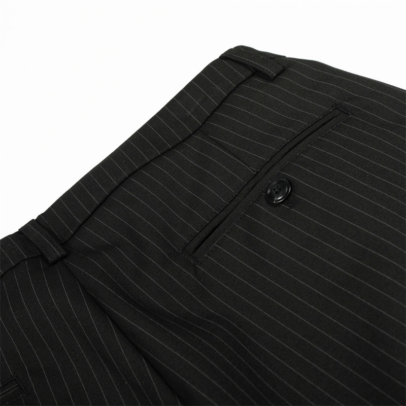 Męskie spodnie w prążki z szer – Tailored Trouser Wide recenzja i cena
